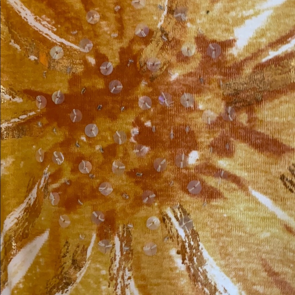 Top - Picture 4 of 4